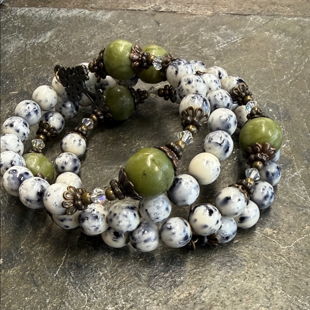 Connemara Marble Rosary Wrap Bracelet w/celtic cross - Picture 6 of 6